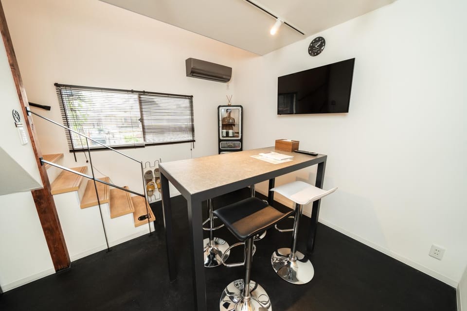 TV and multimedia, Dining area