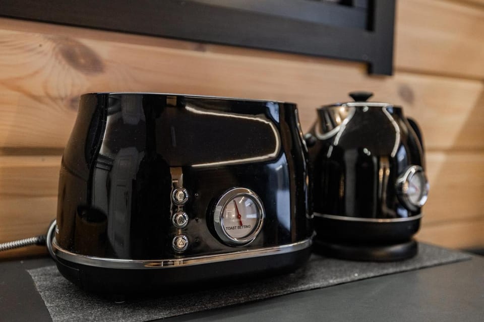 Coffee/tea facilities, Kitchen or kitchenette, Kitchen or kitchenette, toaster