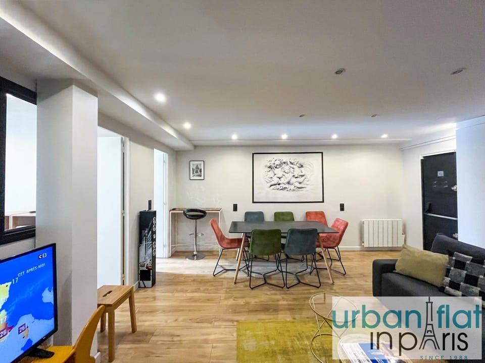 Urban Flat 120 - Charming 3 bedroom Flat in Le Marais Apartment in Paris