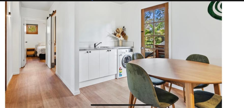 Living room, laundry