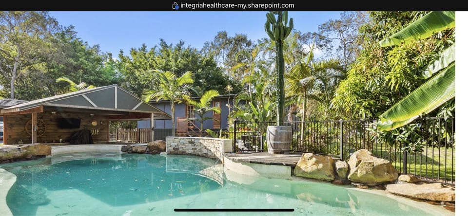 Property building, Day, Garden, Garden view, Pool view, Swimming pool, sunbed