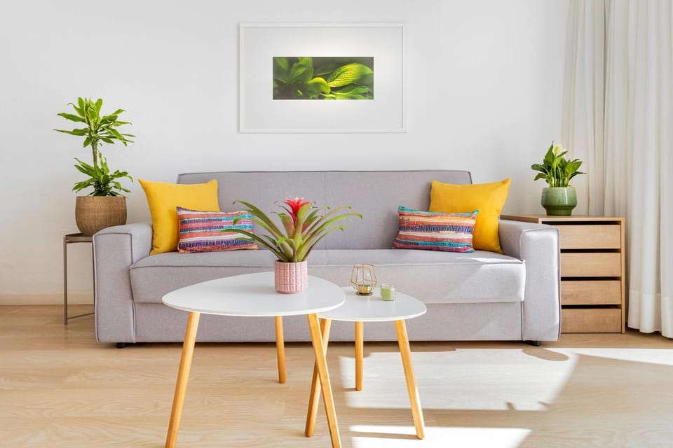 Living room, Seating area, air conditioner