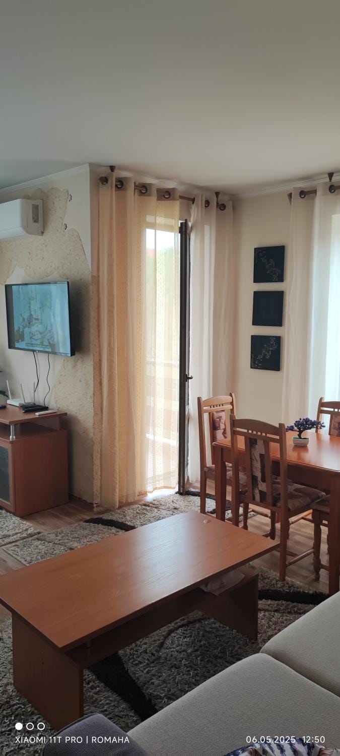 TV and multimedia, Dining area