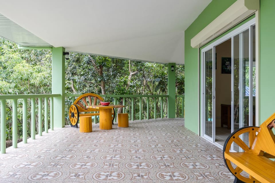 Balcony/Terrace, Garden view