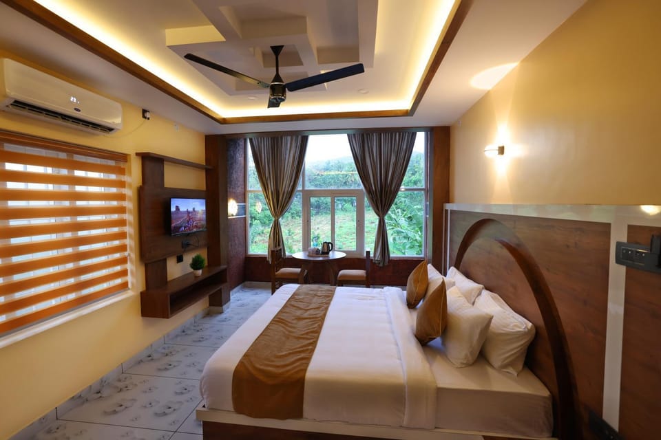 TV and multimedia, Photo of the whole room, air conditioner