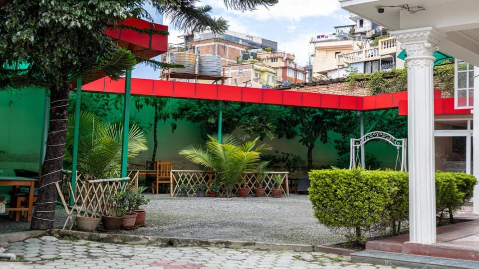 Restaurant/places to eat, Garden