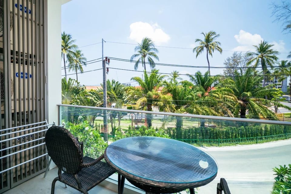 Oceanstone Condo 2 bedrooms BangTao Laguna Apartment in Choeng Thale