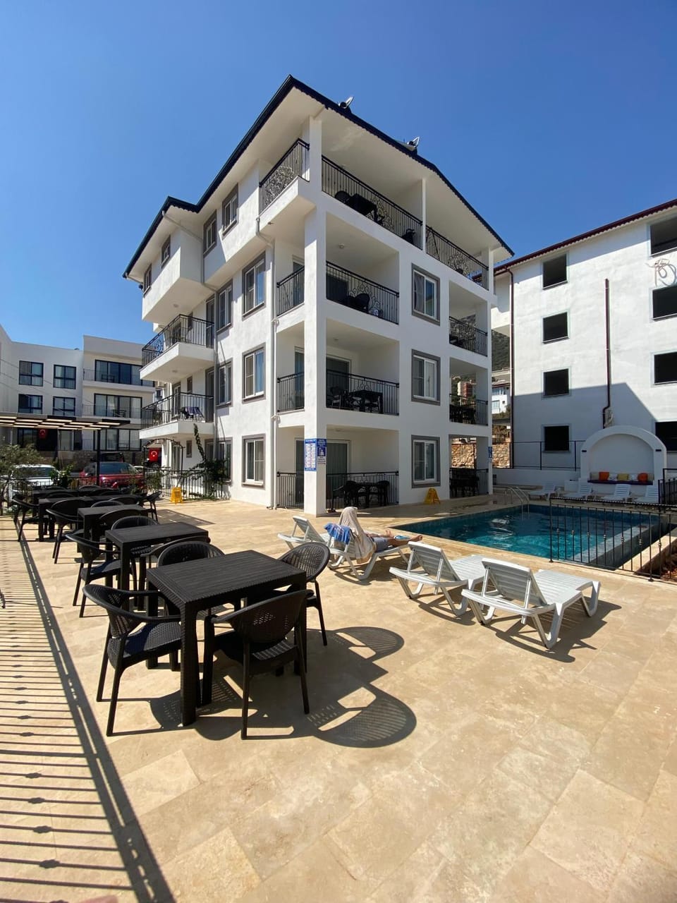 Property building, Balcony/Terrace