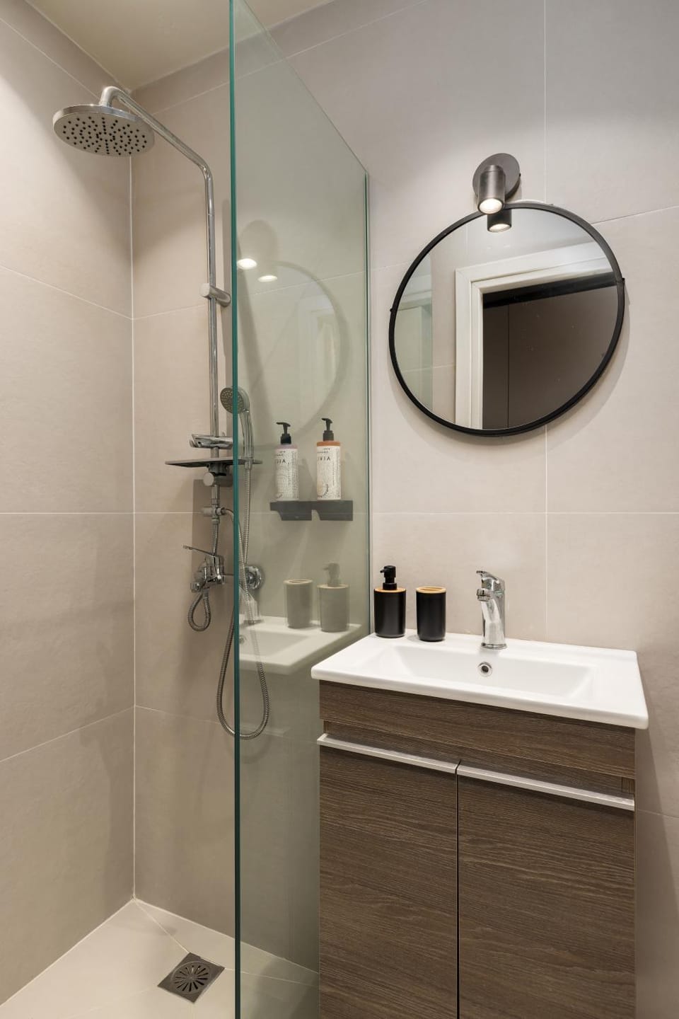 Shower, Bathroom