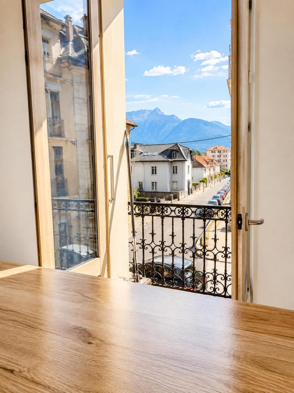 Appartement le flamboyant - WIFI - CENTRAL - COSY Apartment in Aix-les-Bains