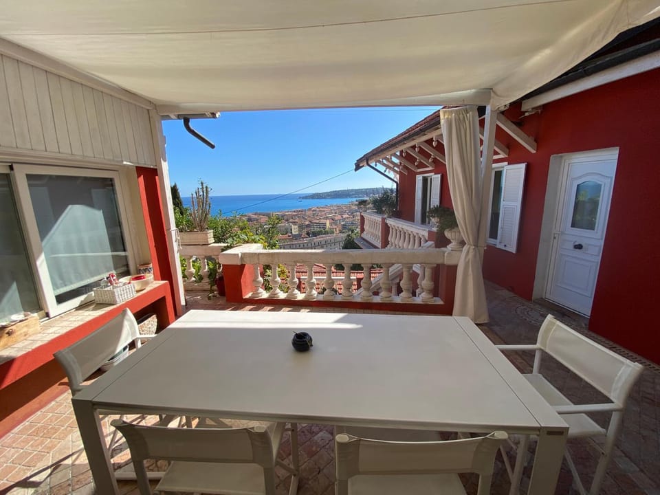 Chalet Bellevue Villa in Menton