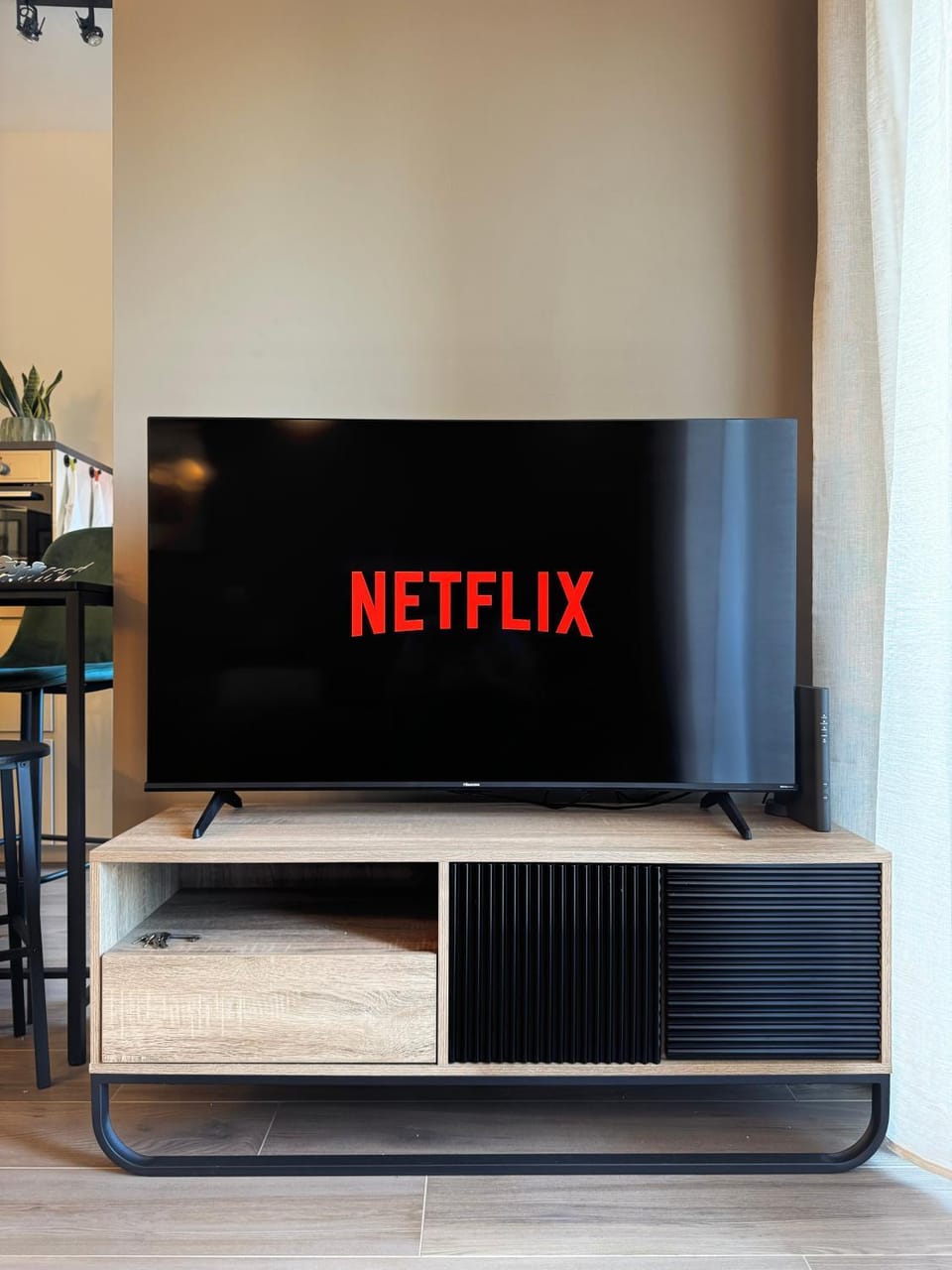 TV and multimedia, Evening entertainment