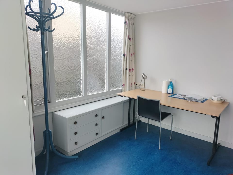 Dining area, Bedroom, furniture