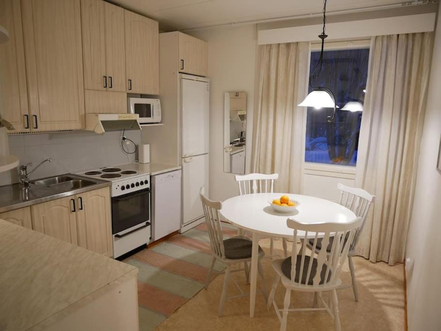 Kitchen or kitchenette, Dining area, dishwasher, oven