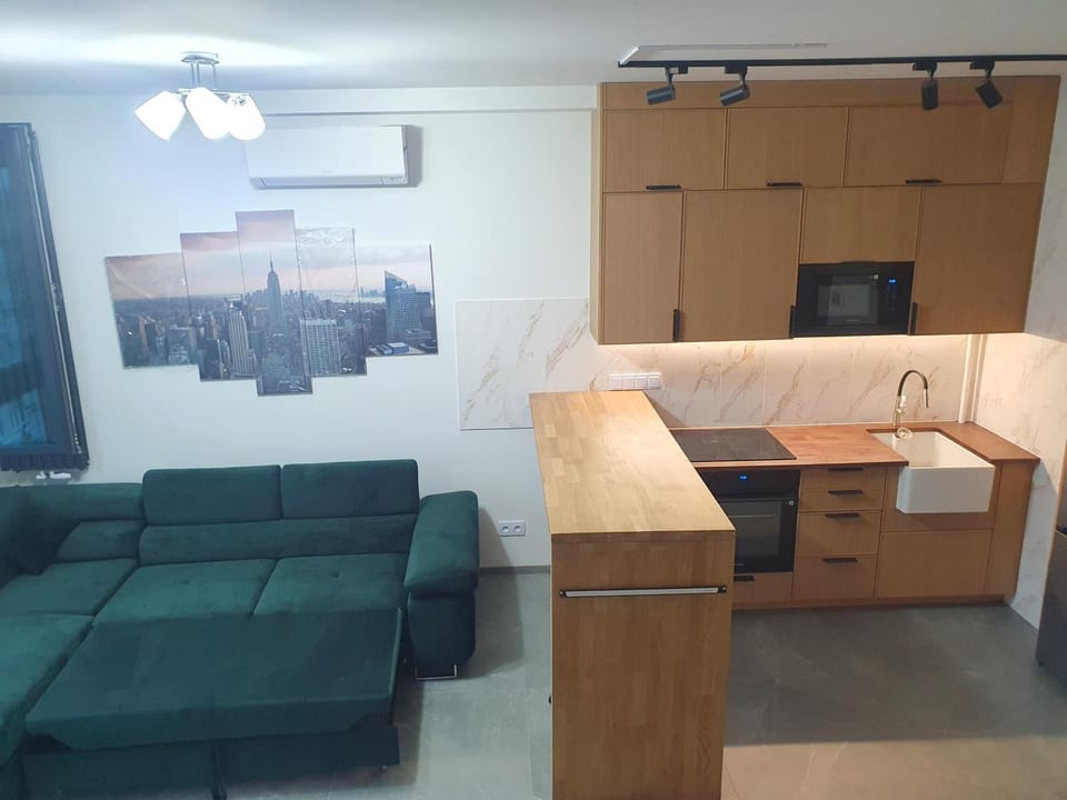 Kitchen or kitchenette, Living room, Seating area