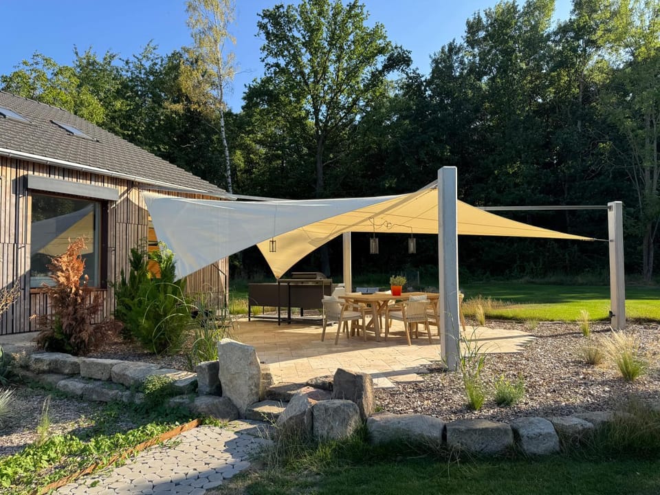 Patio, Garden, Seating area, Dining area, Garden view