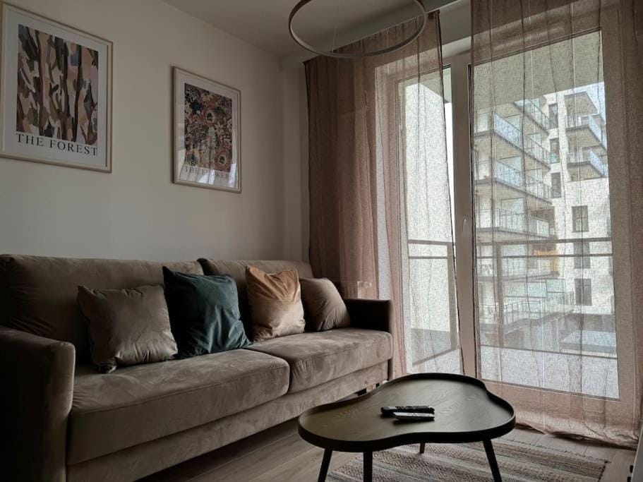 Metro Art Zupnicza National Stadium Warsaw Apartment in Warsaw