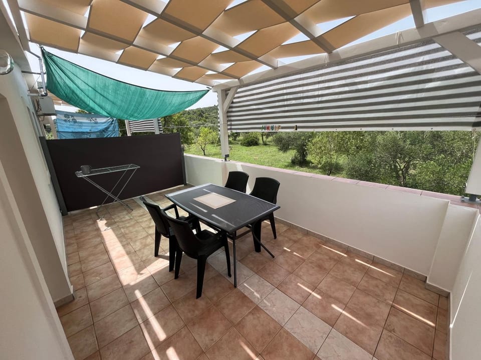 Olives & Figs Retreat by the sea - zen apartments 100 m from the beach Apartment in Šibenik-Knin County, Croatia