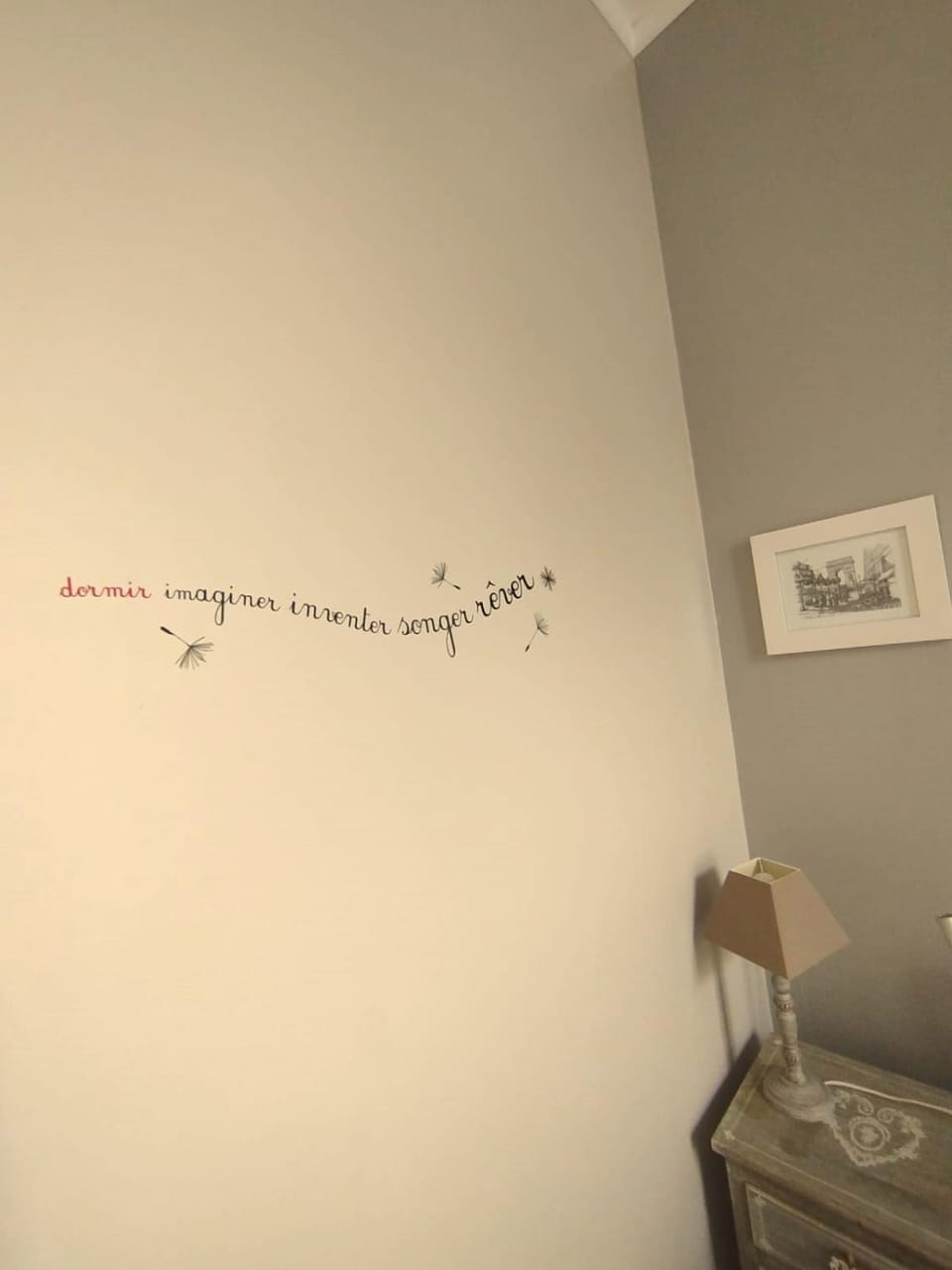 Decorative detail, Text overlay