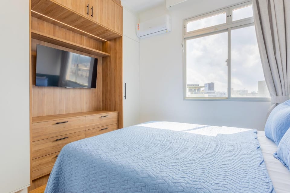 Apto Reformado Andar Alto Centro Apartment in Florianopolis