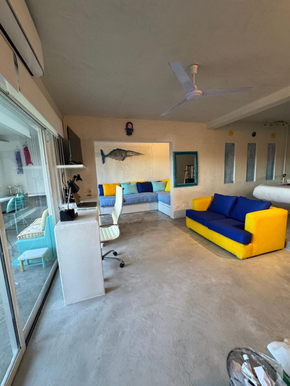 Seating area