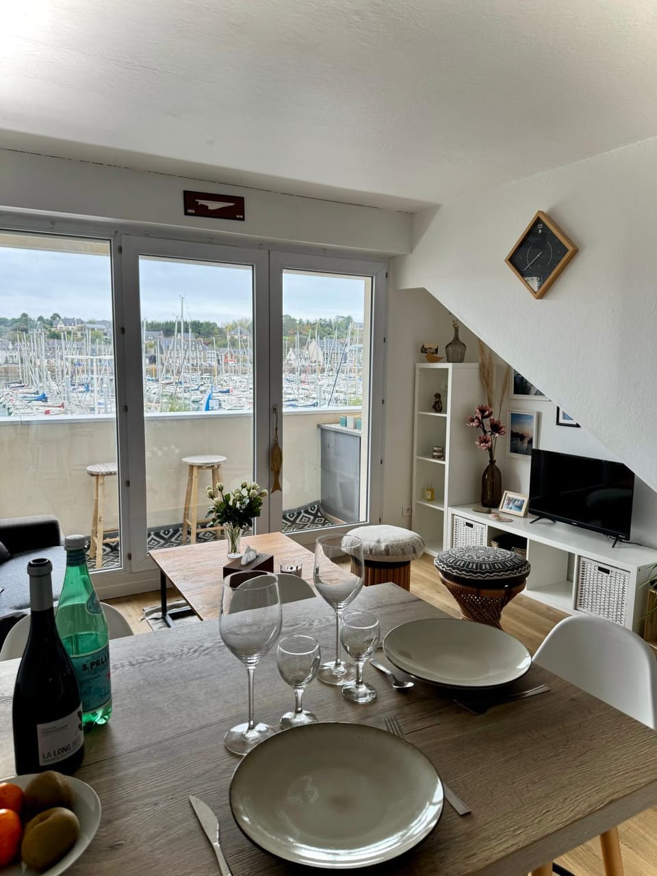 Living room, Sea view