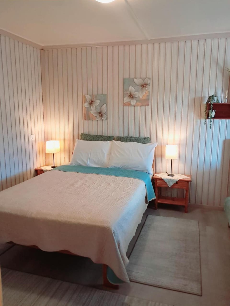 Bed, Decorative detail, Bedroom