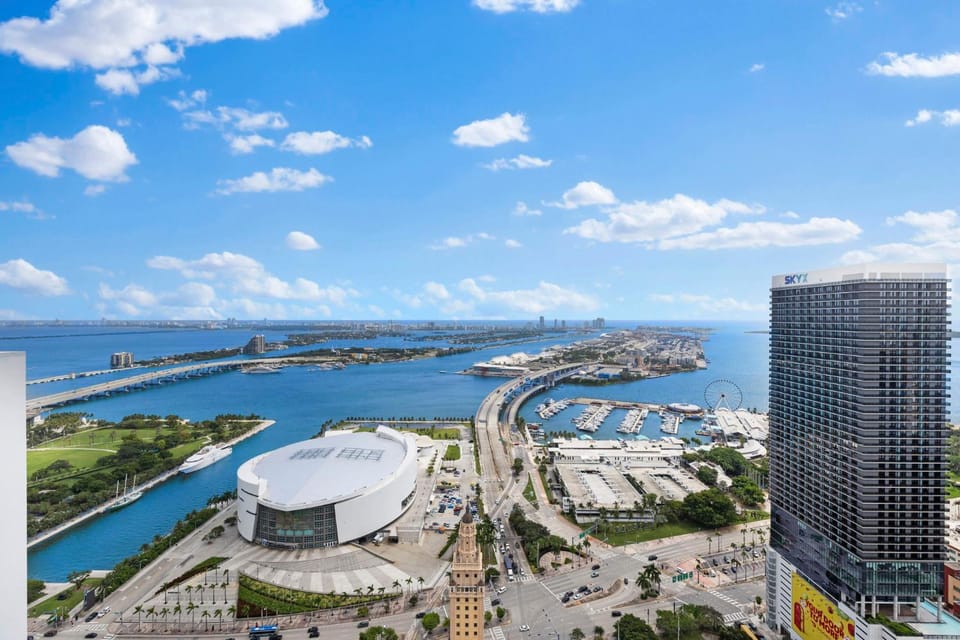 Neighbourhood, Natural landscape, City view, Sea view