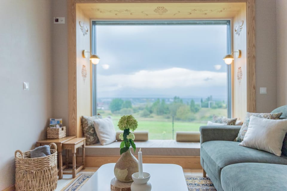 Living room, Seating area, Mountain view