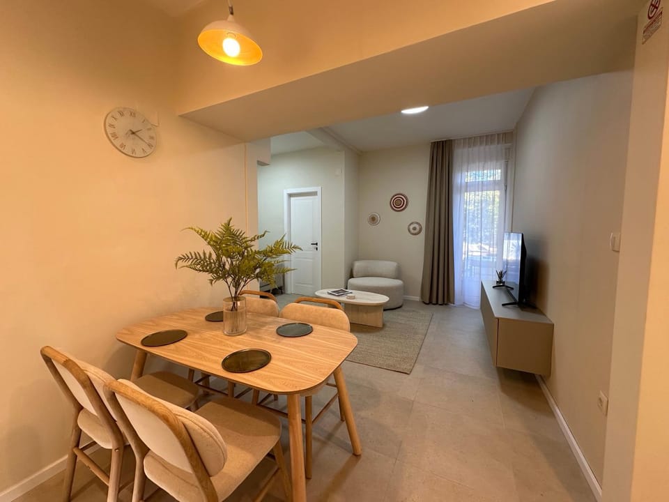 Living room, Seating area, Dining area