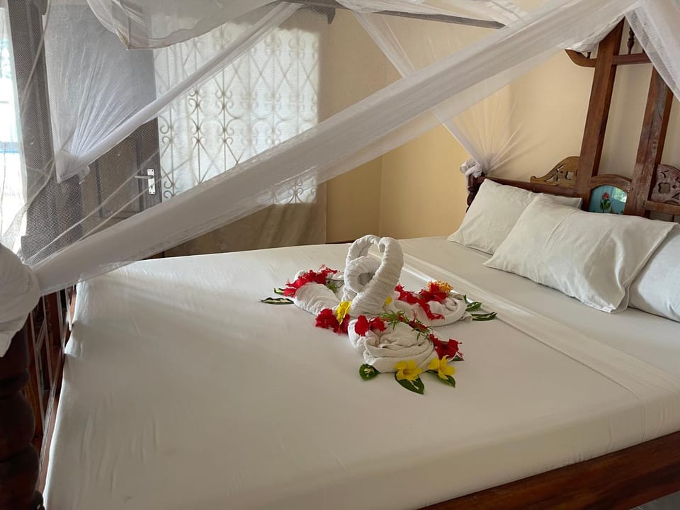 Bed, towels