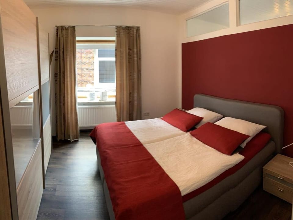 Ferienwohnung CITY - direkt am Falderndelft - nähe Innenstadt Apartment in Emden