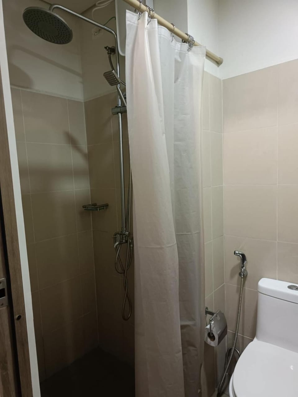 Coast Residences-Ronnzel staycation Apartment in Pasay