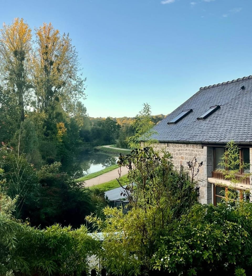 Property building, Garden, Garden view, River view
