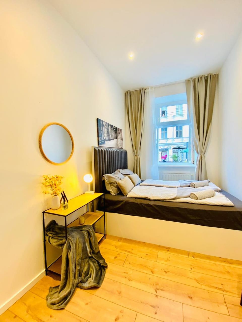 Bed, Bedroom