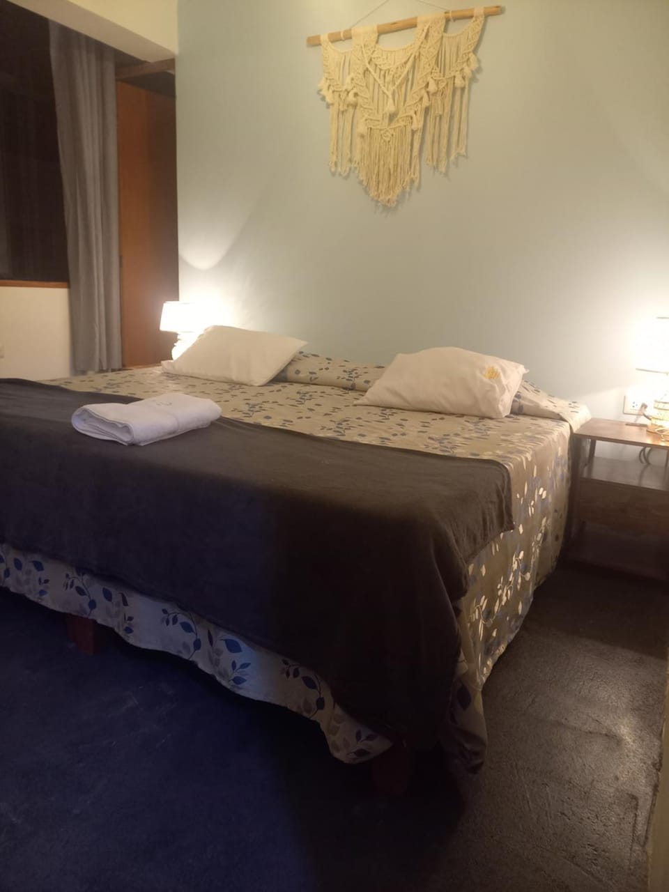 Bed, Photo of the whole room, towels