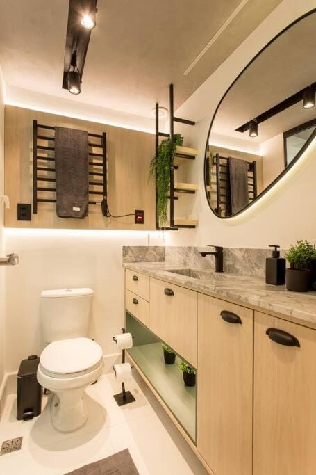 Toilet, Bathroom