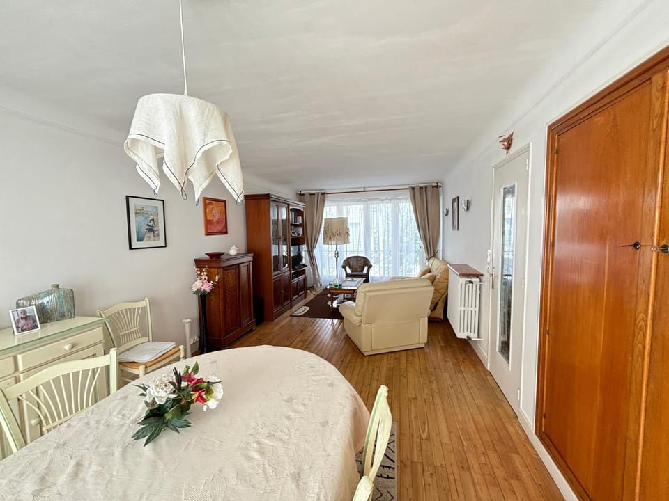 Appartement T3 avec garage et équipements complets - FR-1-197-612 Apartment in Château-d'Olonne