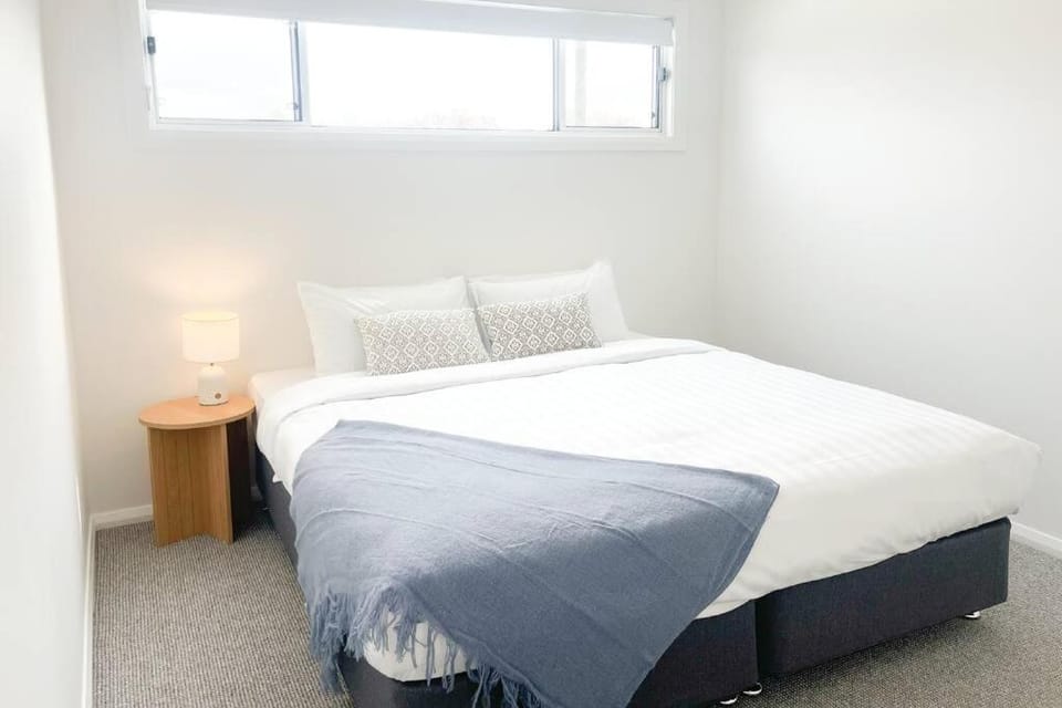 Modern Central Retreat 2 Apartment in North Wagga Wagga