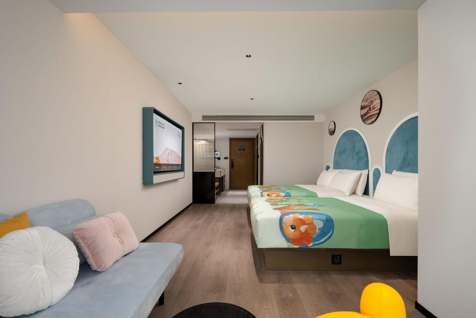 Atour Hotel Hangzhou Hubin Pinghai Road Hotel in Hangzhou