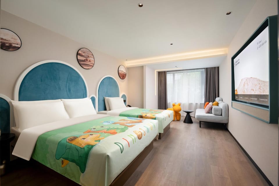 Atour Hotel Hangzhou Hubin Pinghai Road Hotel in Hangzhou
