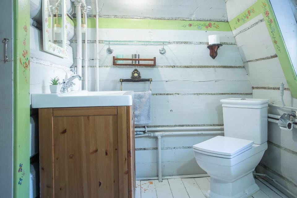 Toilet, Bathroom, Bath