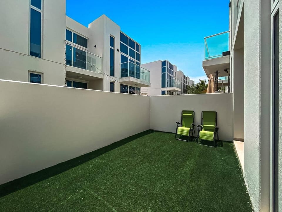 Stylish Townhouse in Pacifica with Maids Room House in Dubai