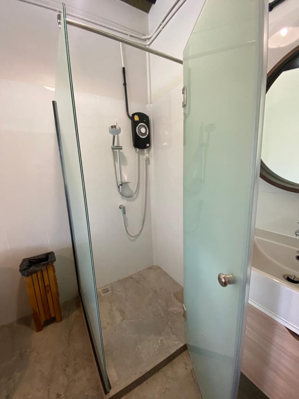 Shower, Bathroom