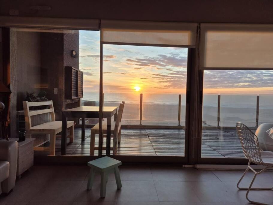 Departamento frente al mar Apartment in Mar Azul