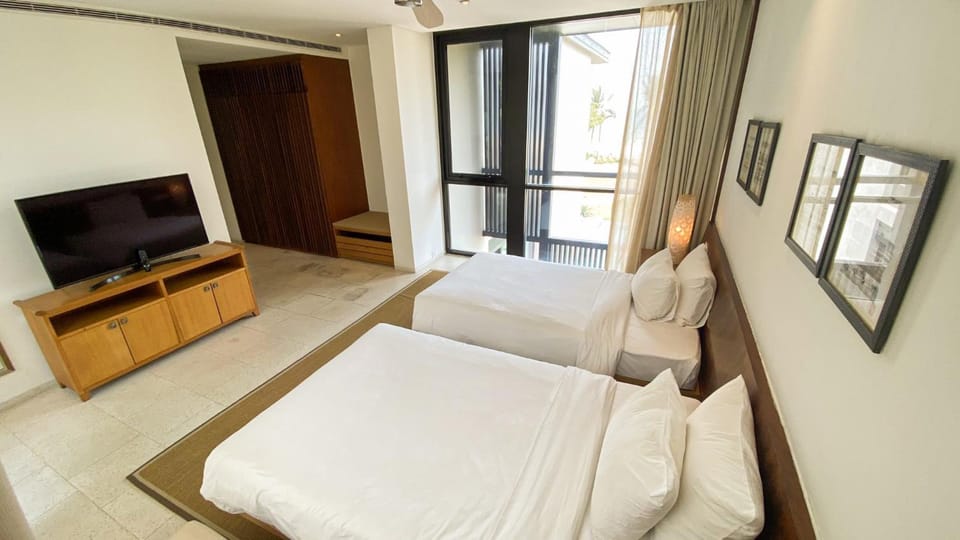 Entire 3 Bedroom Beachfront Villa Danang Villa in Hoa Hai