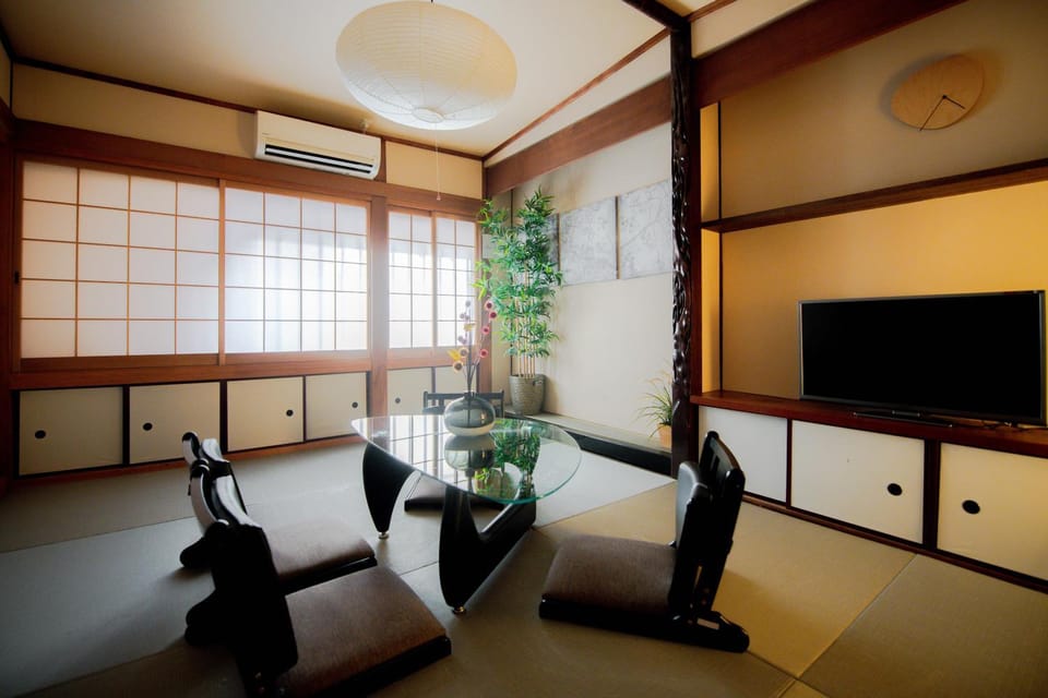 Rakuyado Turuhashi House in Osaka