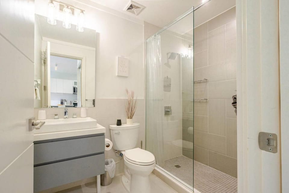 Kingston Paradise - Luxury Suite Apartment in Kingston