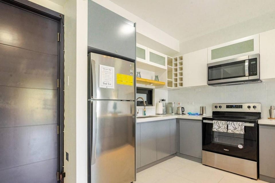 Kingston Paradise - Luxury Suite Apartment in Kingston