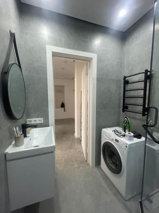 towels, washing machine, dryer